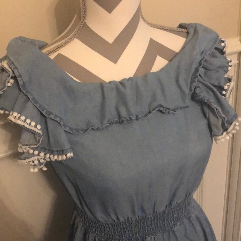 Guess Jean dress - Picture 2 of 4